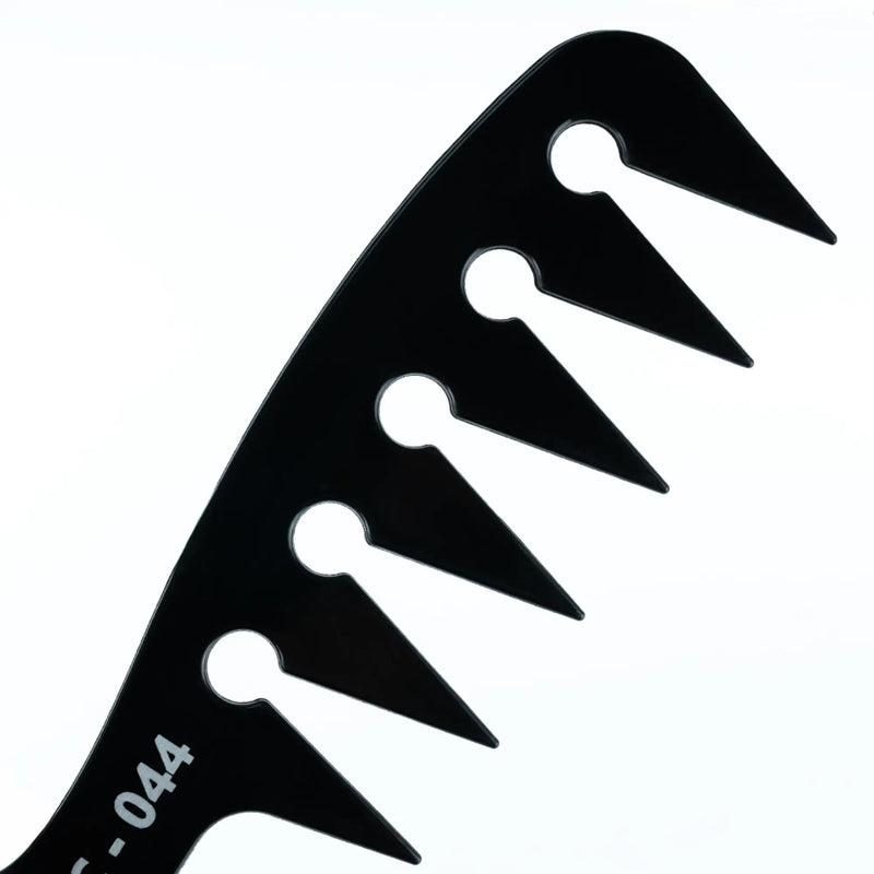 Percu Wide Tooth Styling Comb PC-044 Close